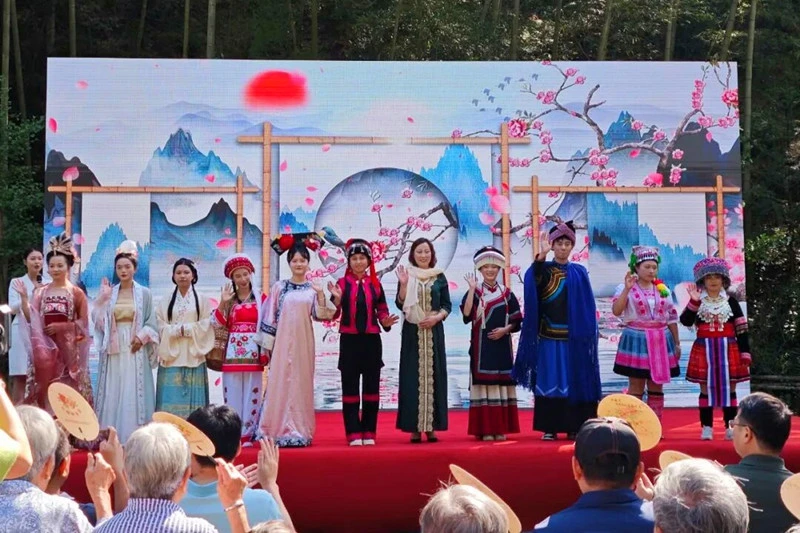 【黃山「鎮」能量】皖休寧源芳：創新黨建服務鏈 建強「石榴籽家園」