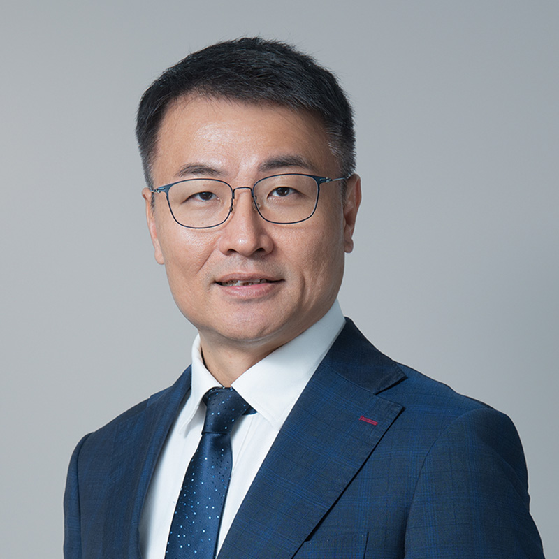 2025-Headshot-highres-800x800-EricTsang (1) (002).jpg