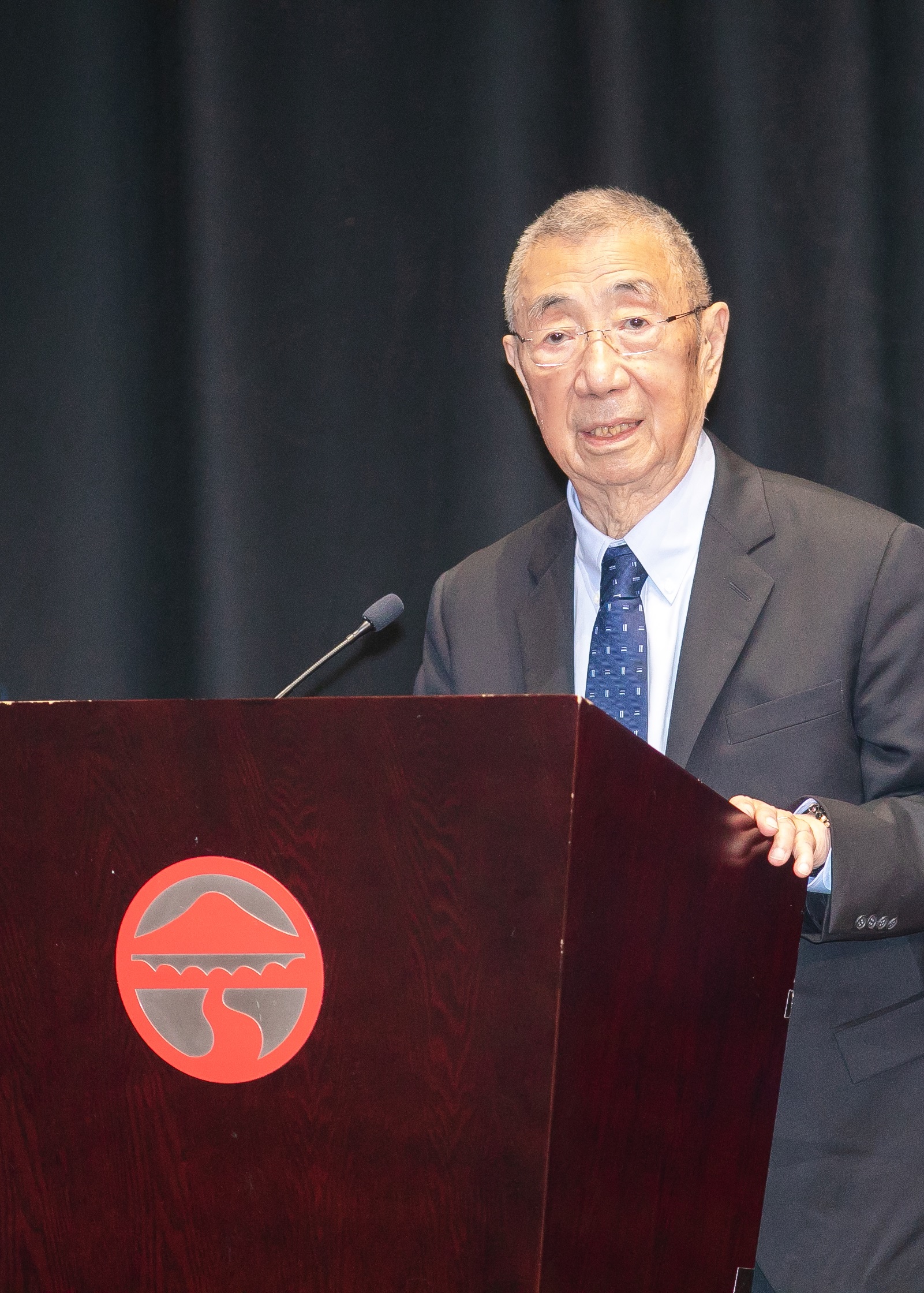 Photo 1_諾貝爾物理學獎得主丁肇中教授.jpg