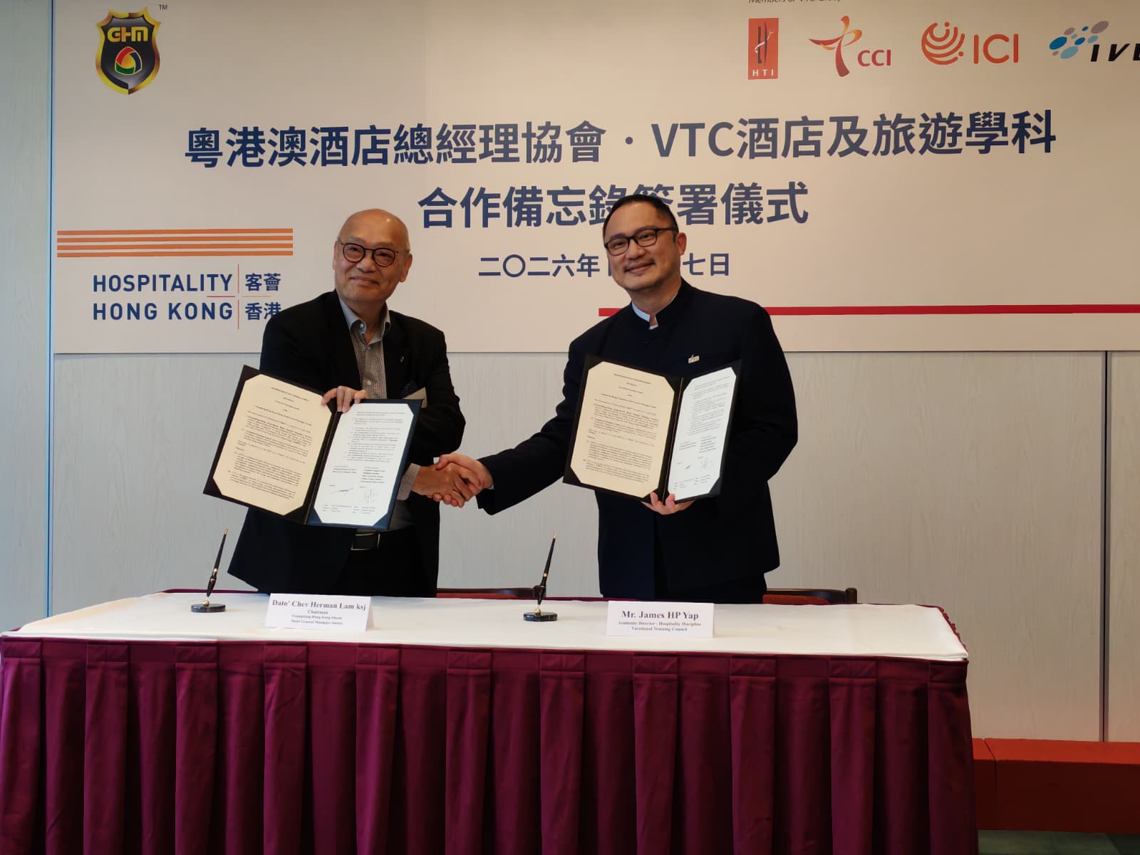 WhatsApp Image 2026-04-17 at 16.49.11 (5).jpeg