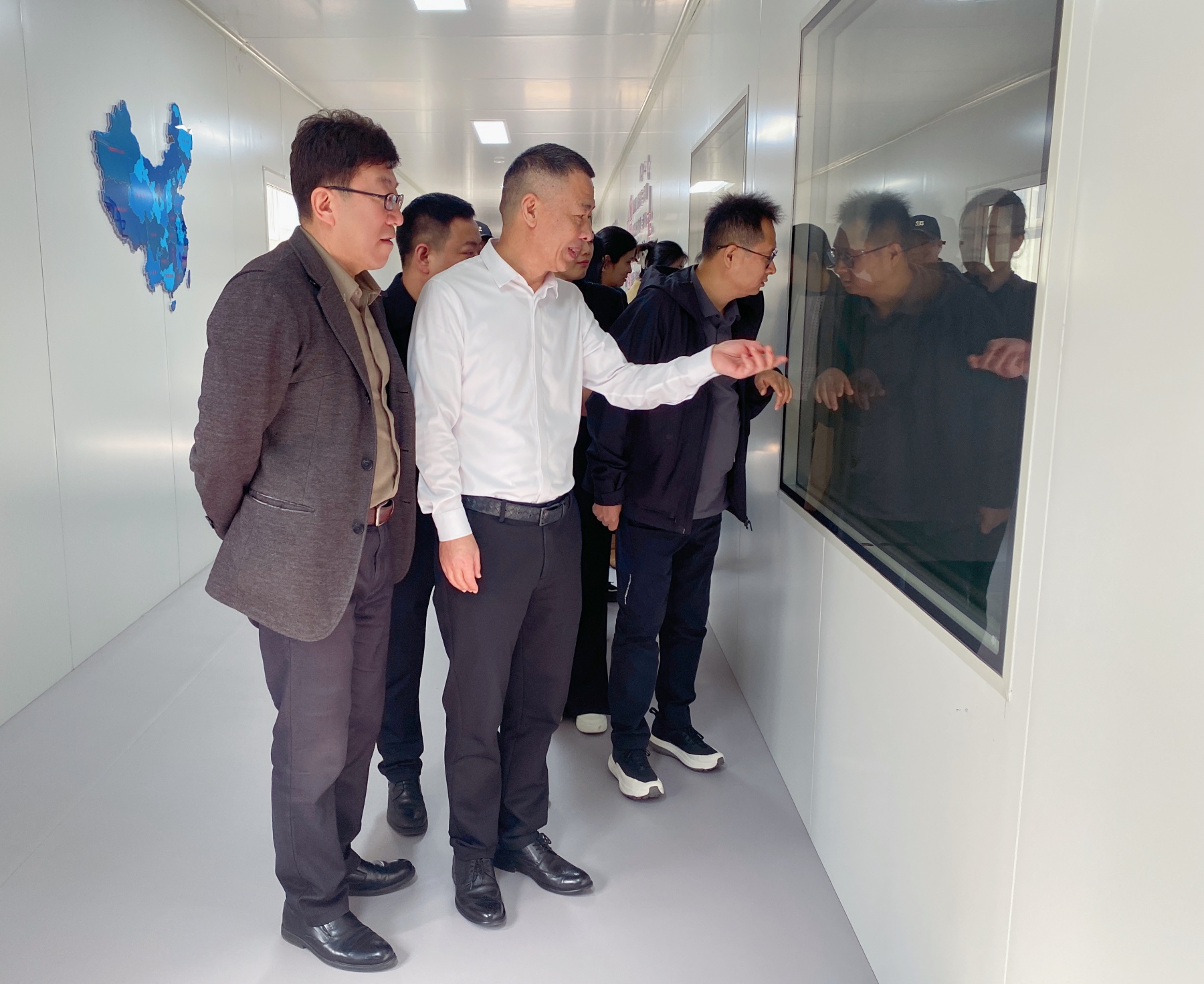 图2.jpg
