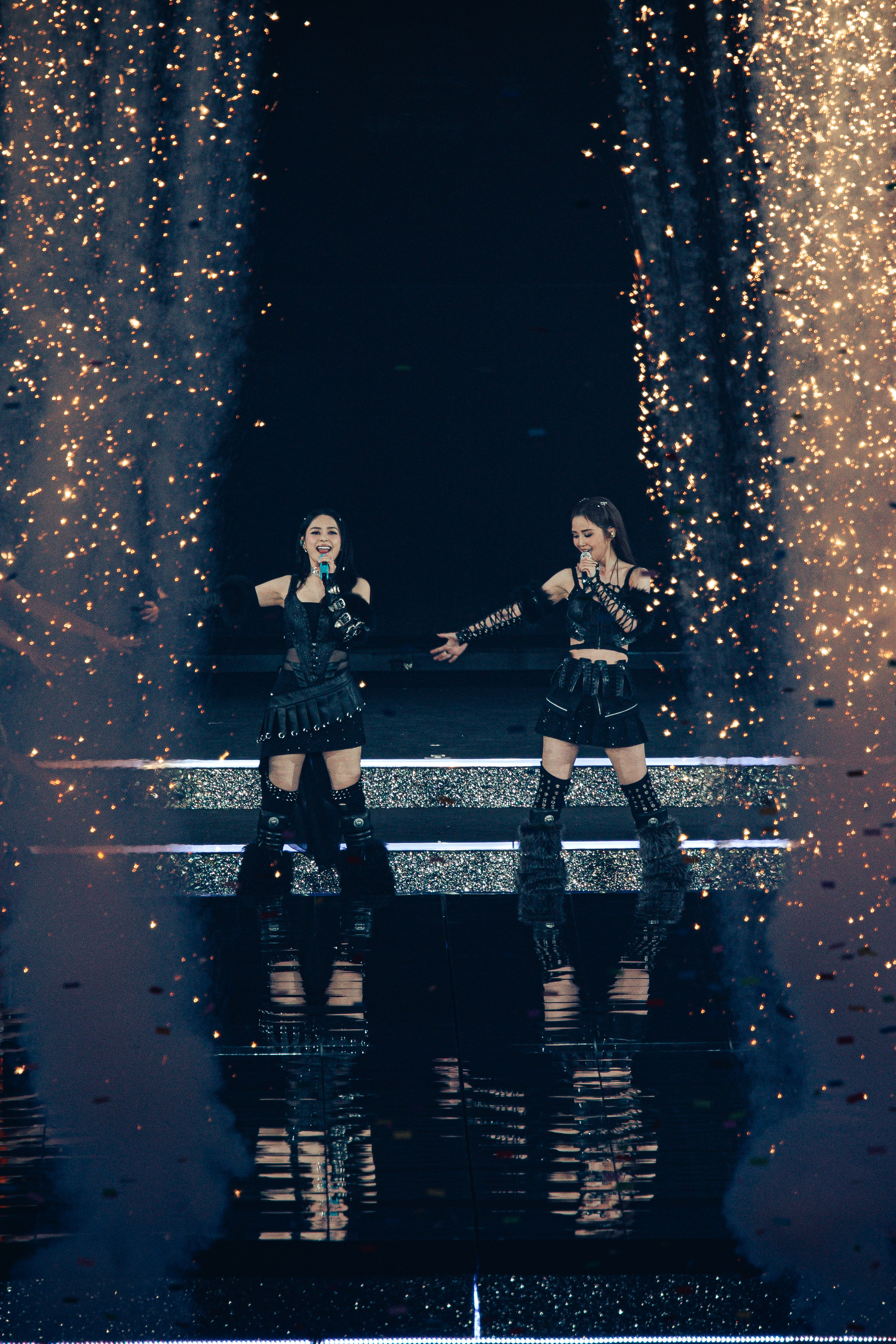 01. Twins_0X2A7075.jpg