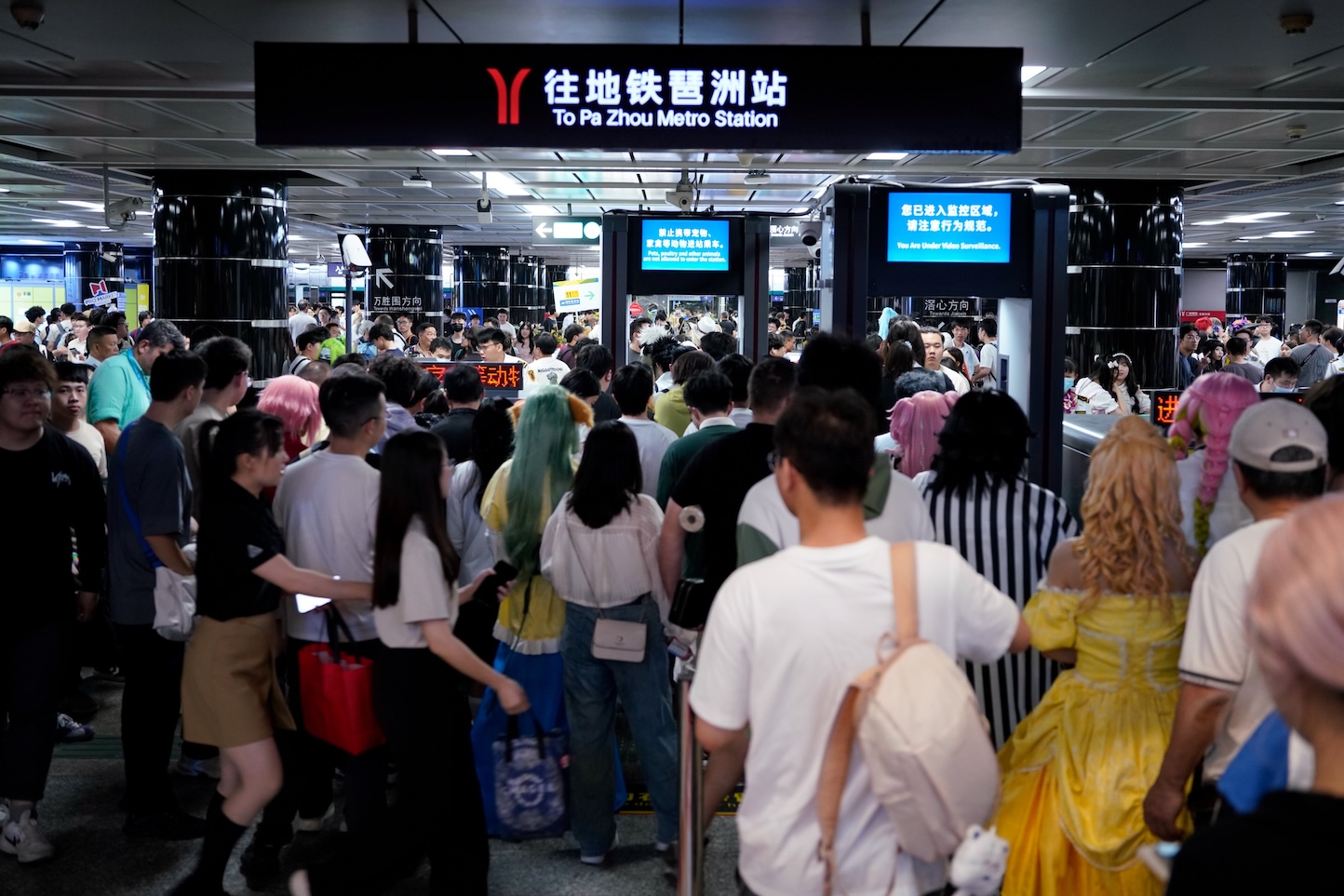 廣州地鐵廣交會客流 袁彥昌攝.jpg