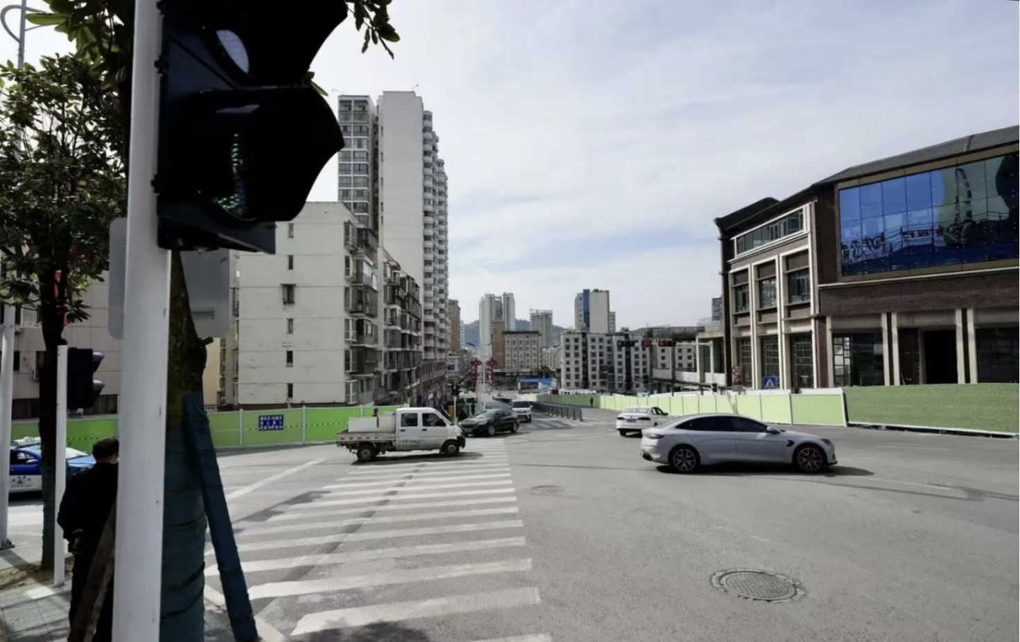 圖4:整治過後的道路秩序井然.jpg