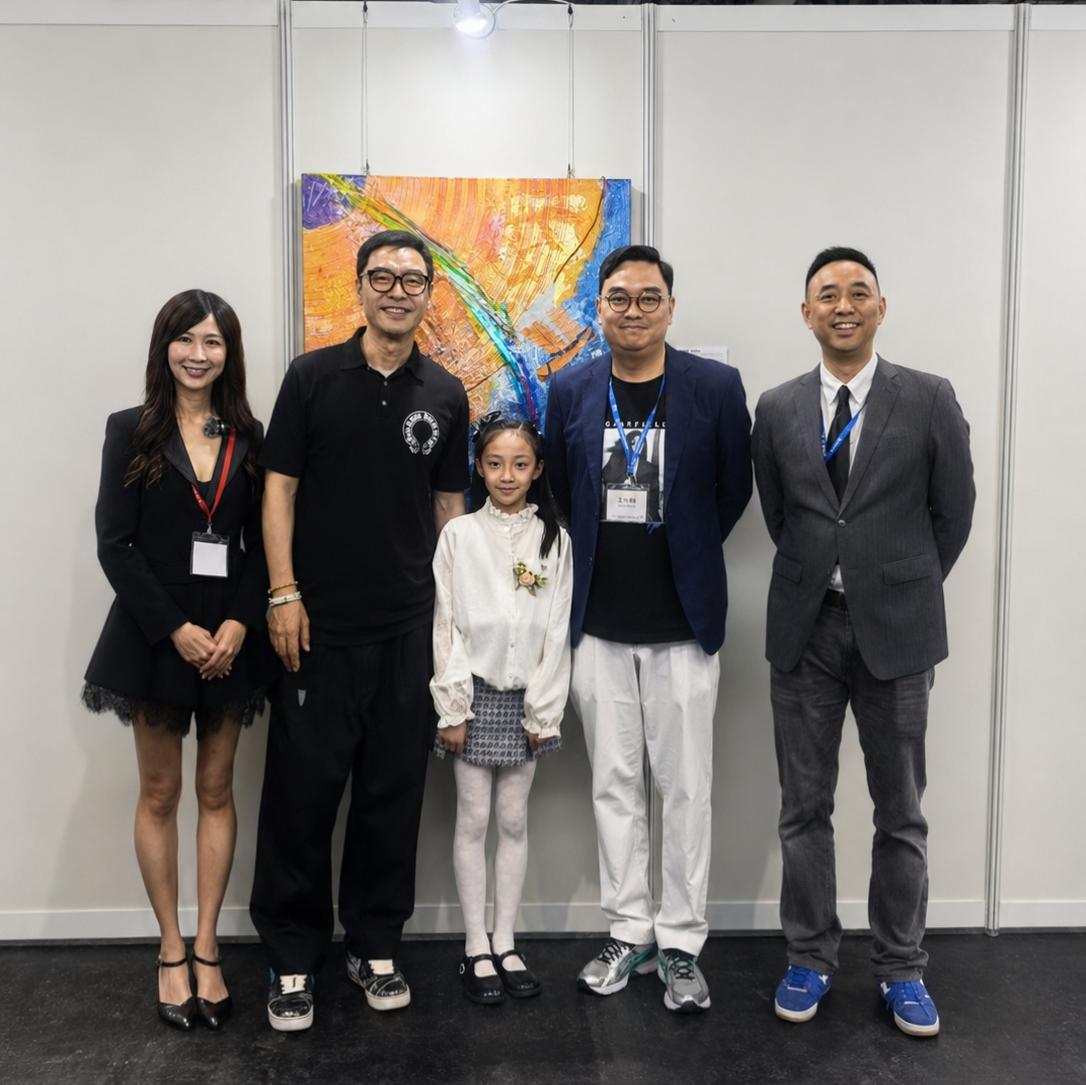 圖二:影星鍾鎮濤(左二)特意前來支持活動.jpg