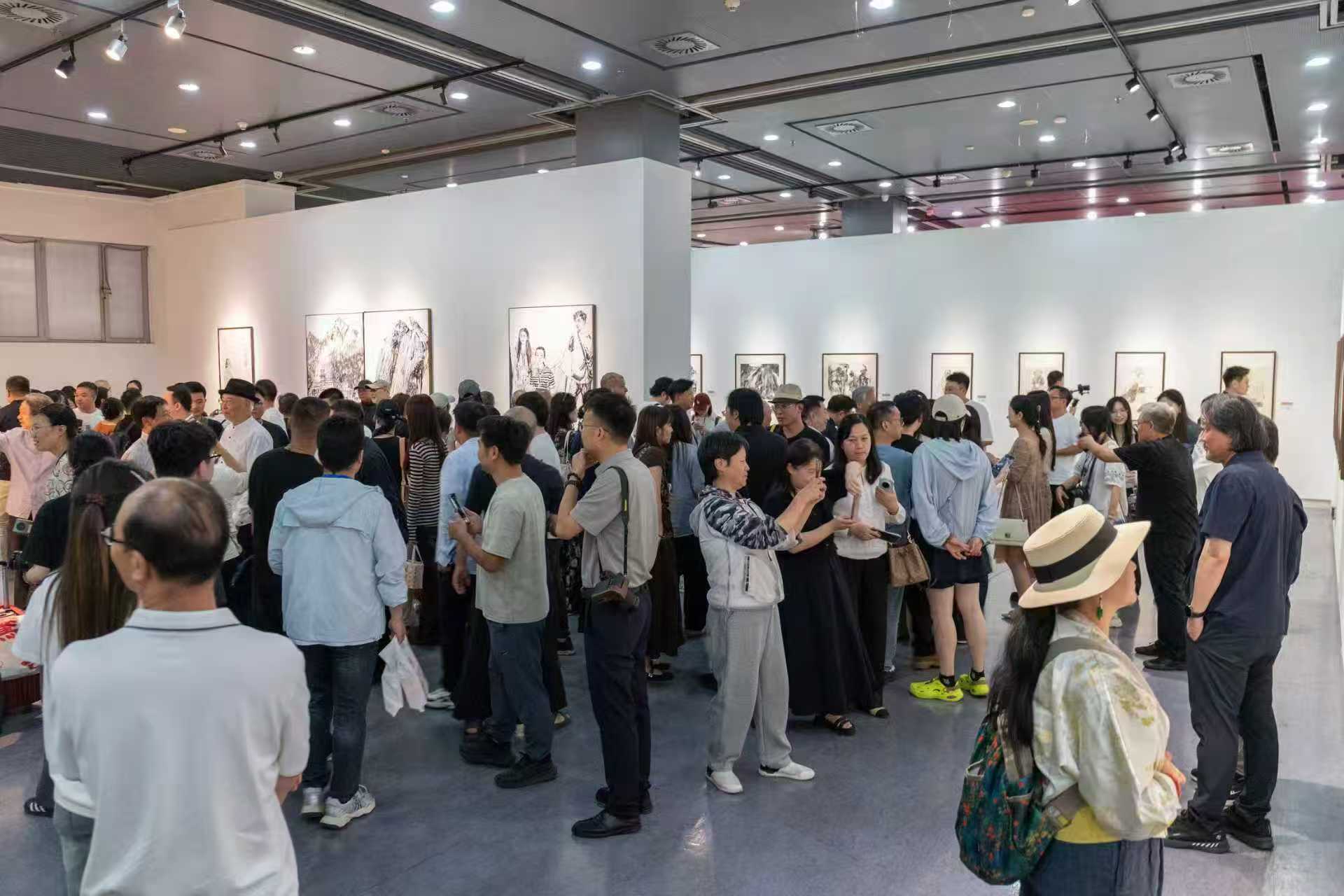 图五:展览现场.jpg