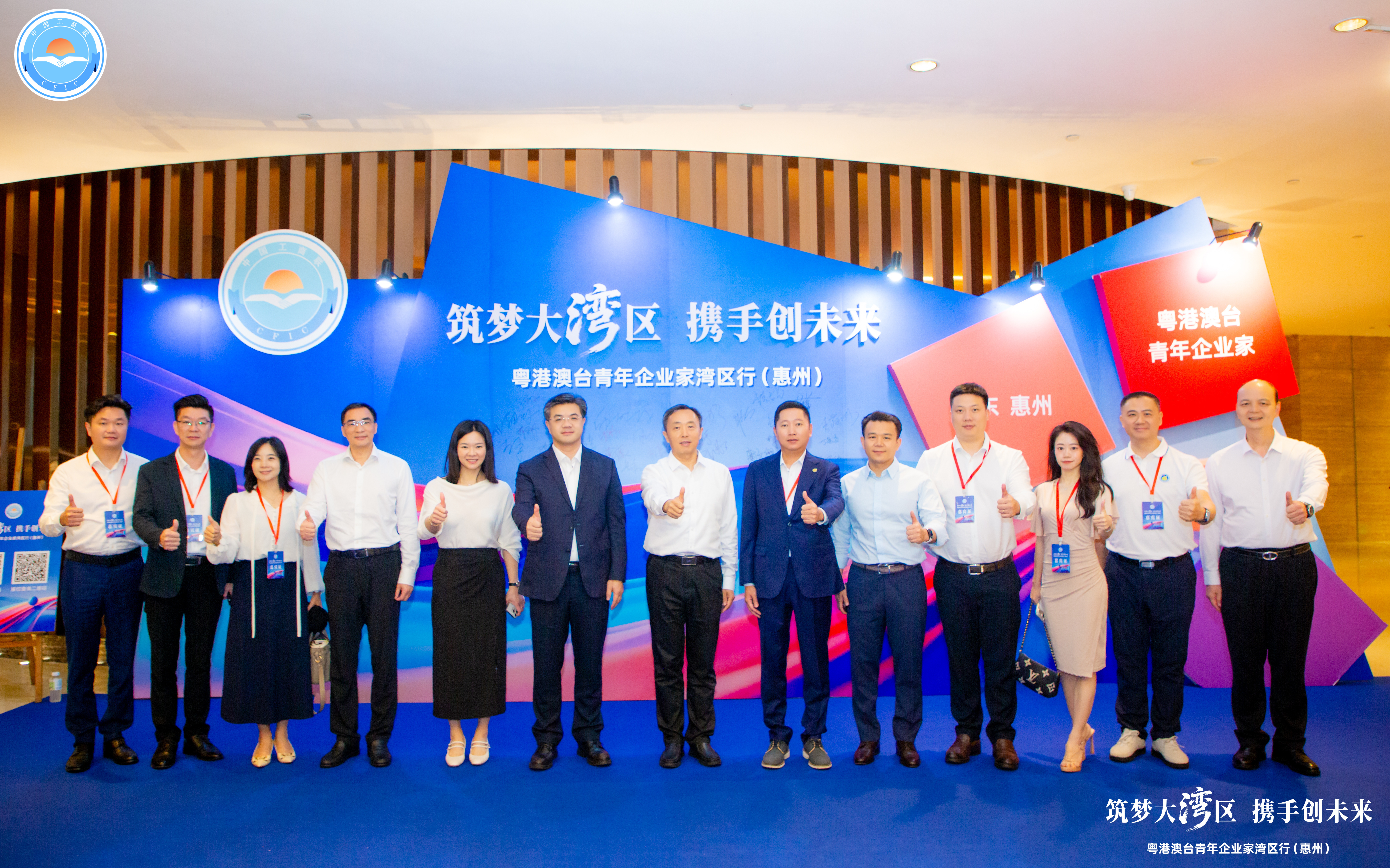YY2_8037.jpg