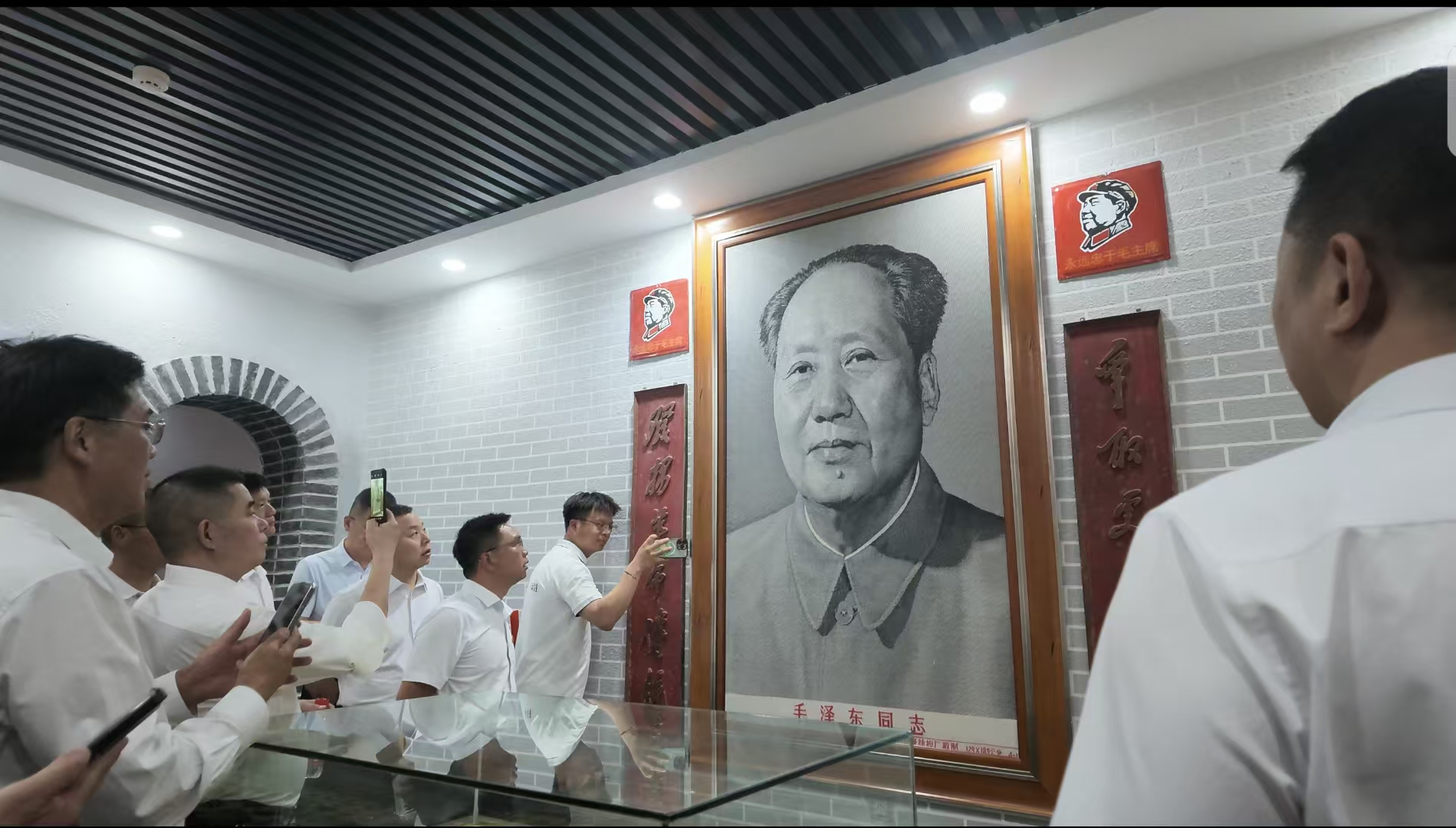 党2.jpg