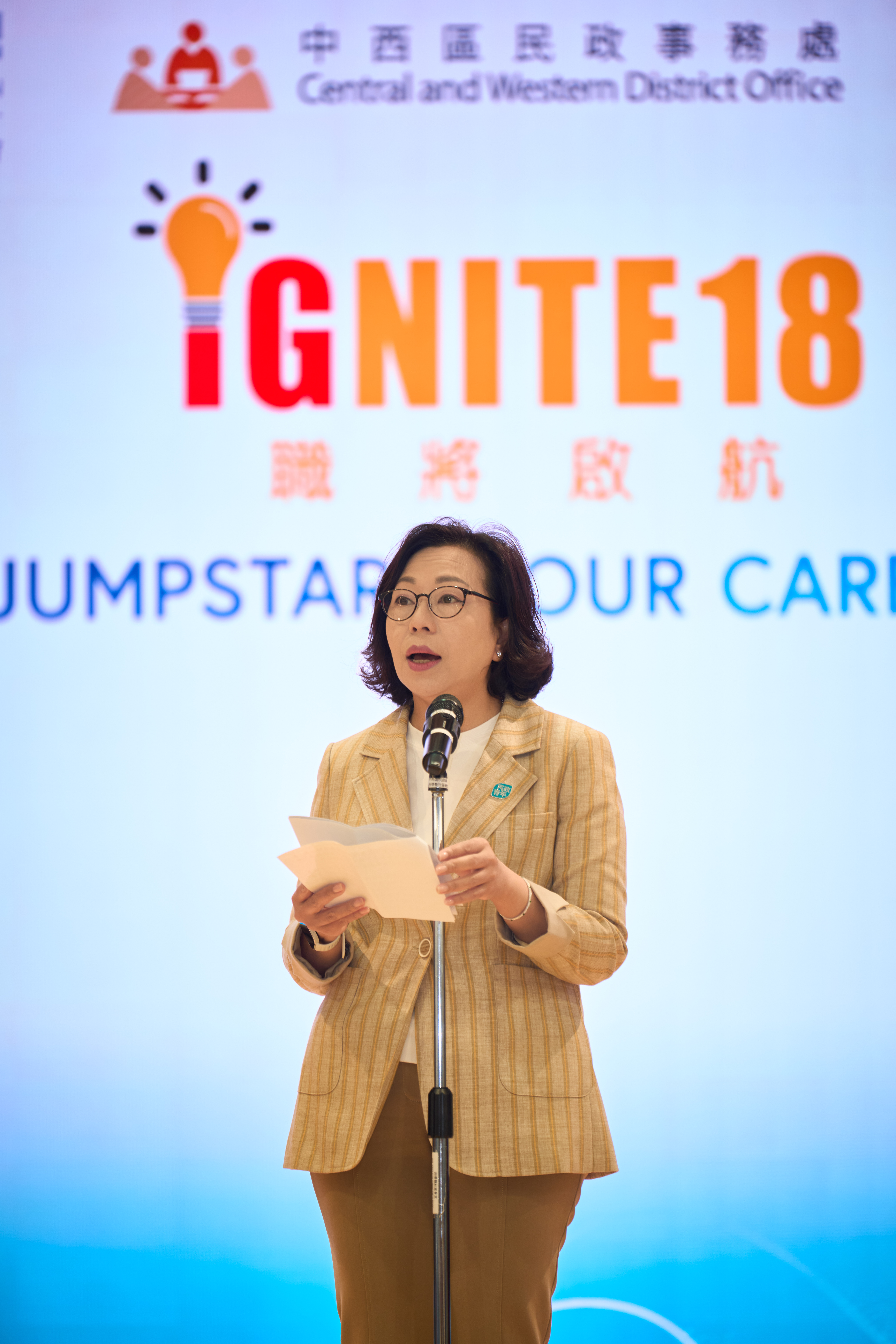 D4_LOK_G1200044.jpg