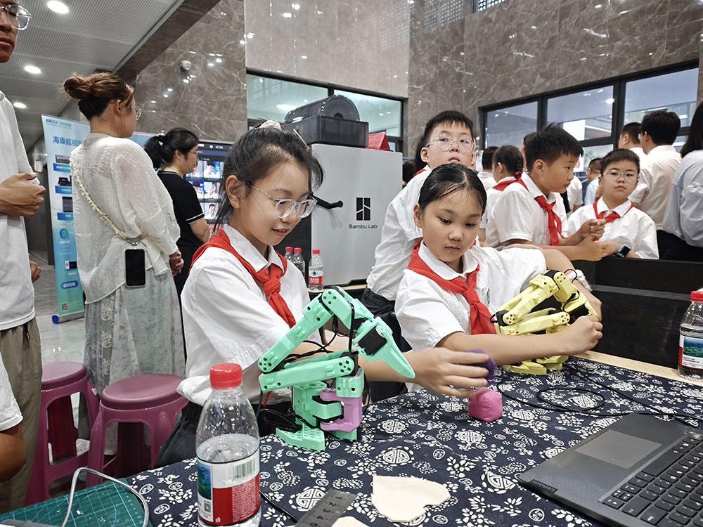 圖1：通州區小學生社團成果展示.jpg