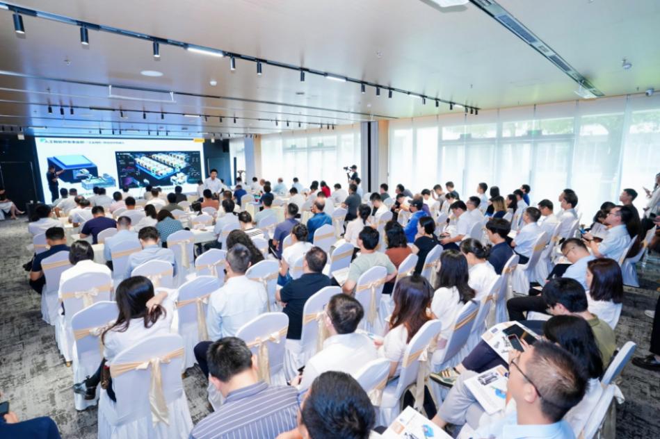 图片15.jpg