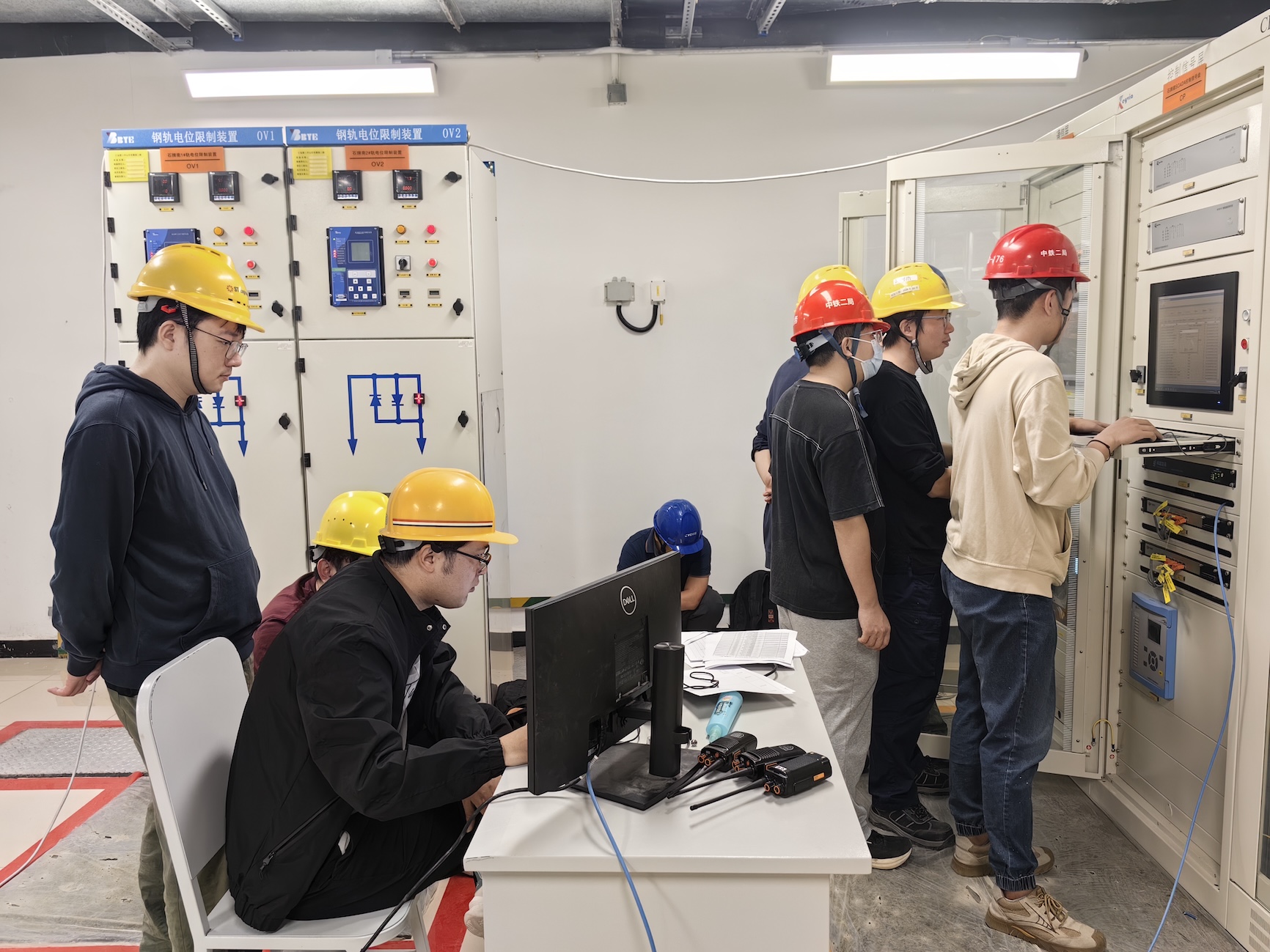 送電作業.jpg