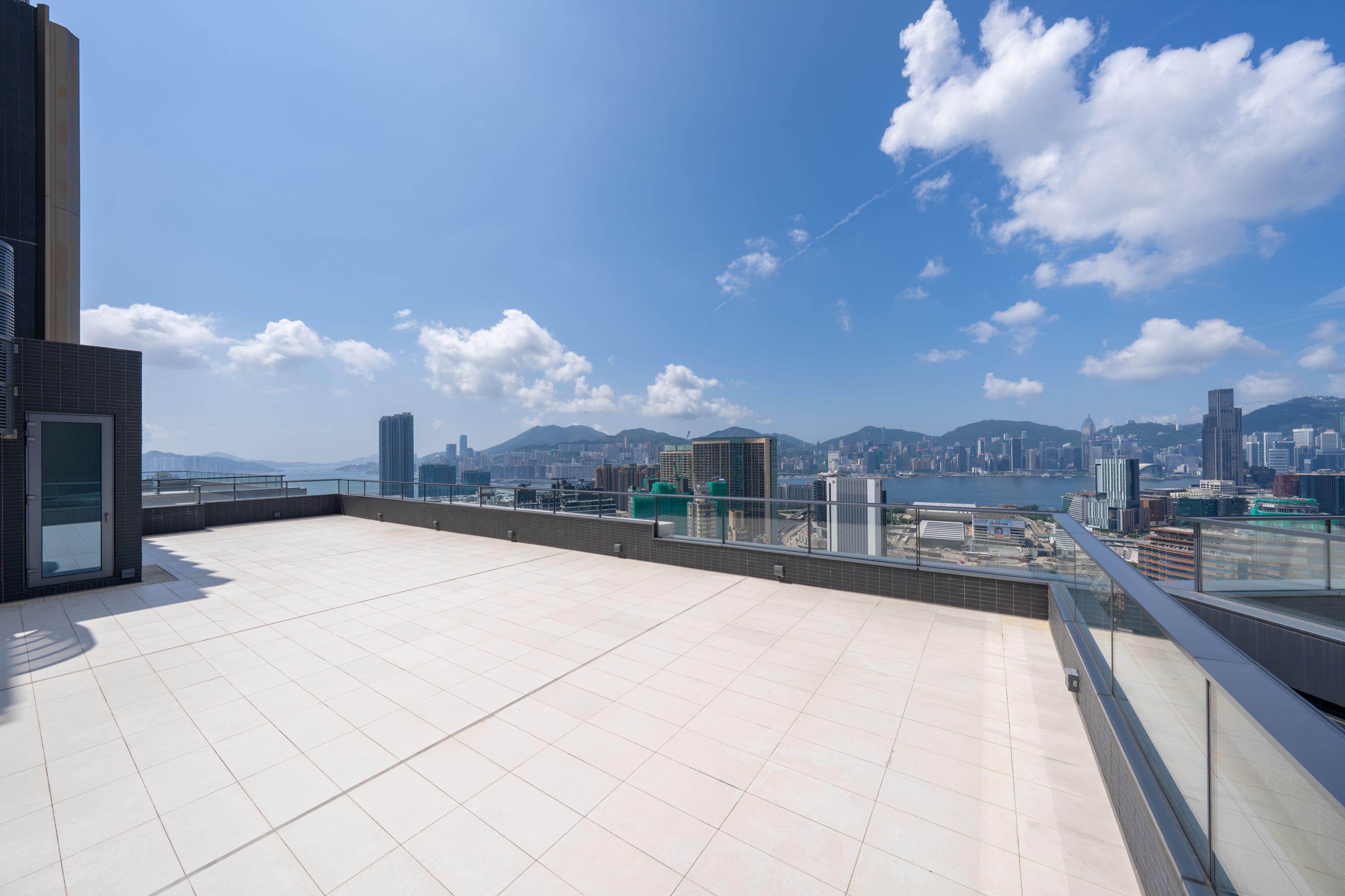 DSC05395-AH.jpg