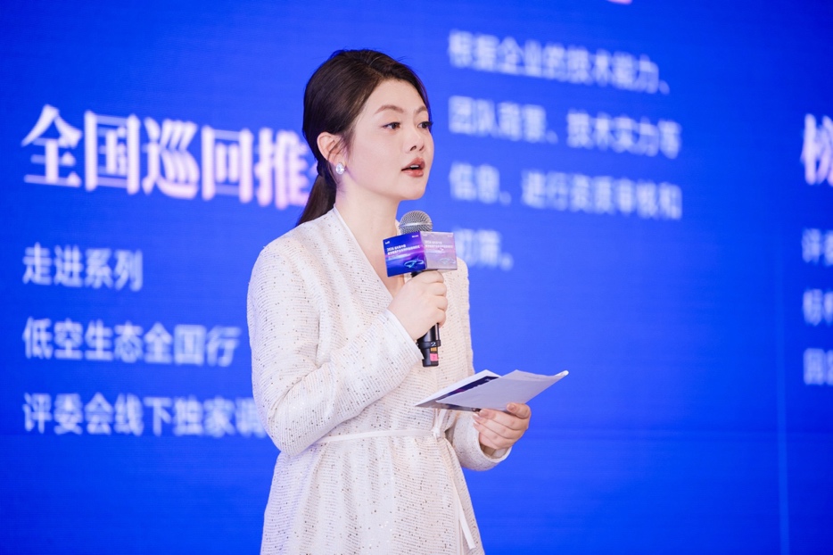a7签约现场.jpg