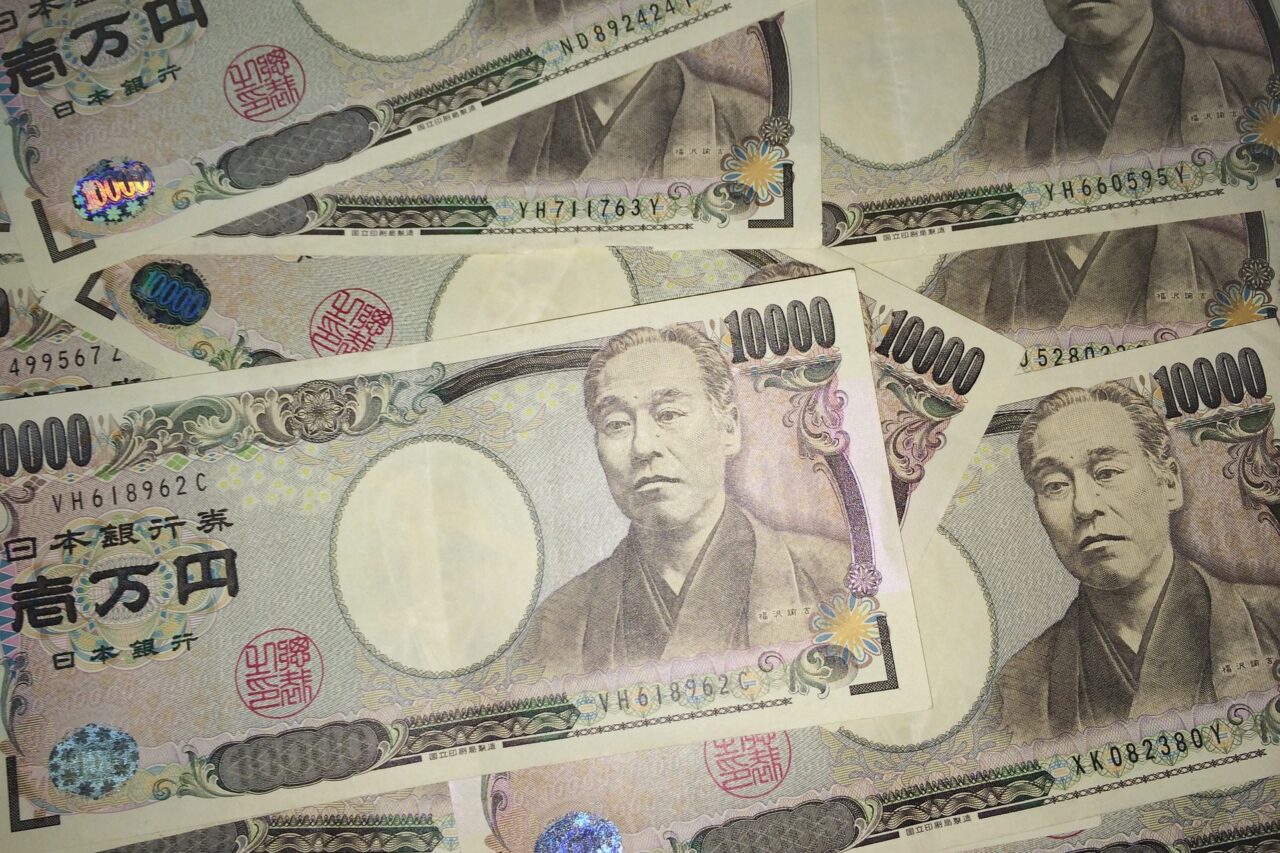 YEN.jpg