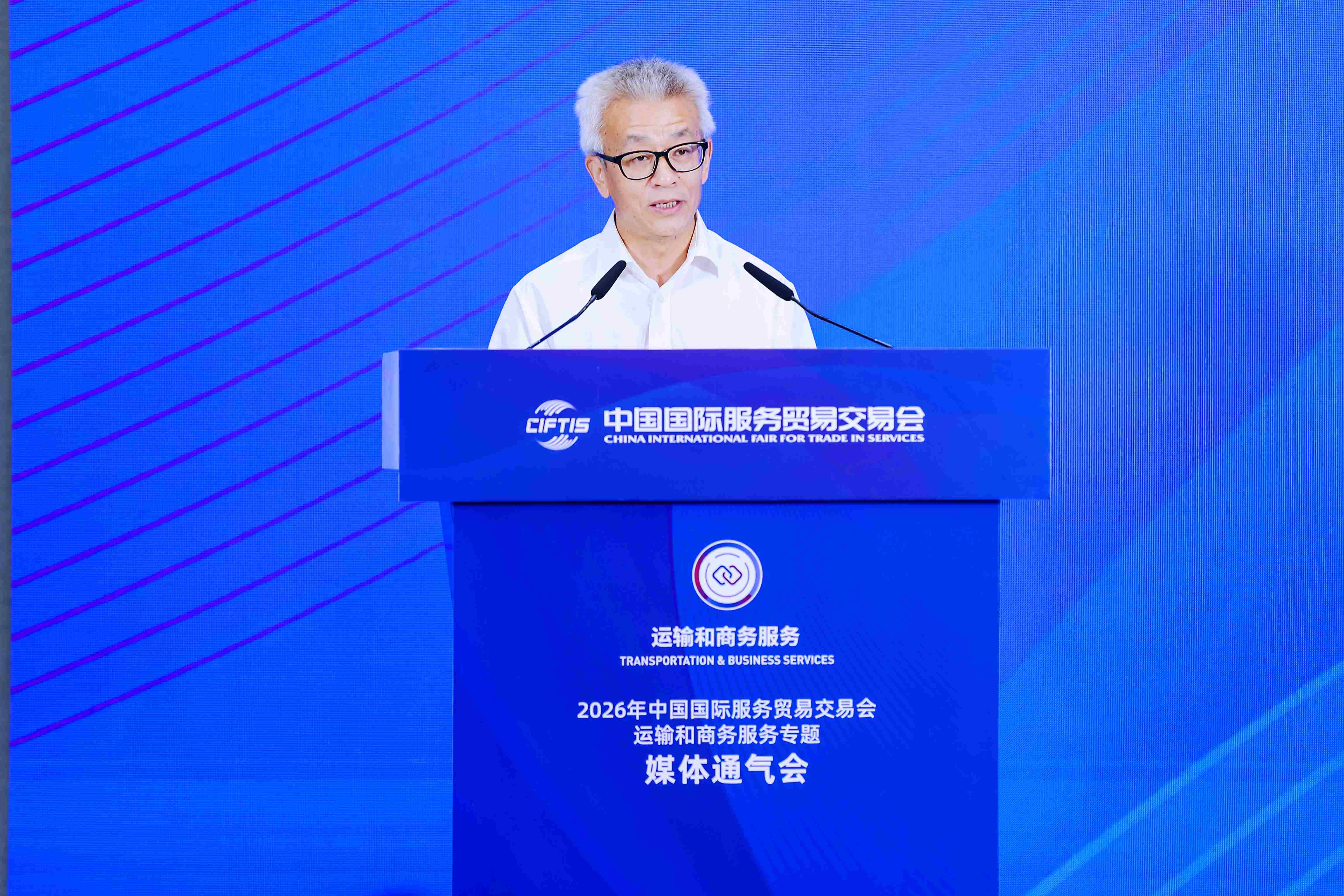 圖片2：北京市交通委二級巡視員王旭發言.jpg