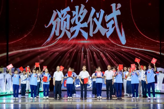 圖1.jpg
