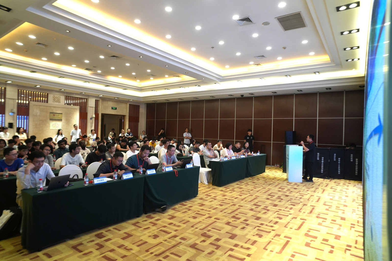 图2.JPG