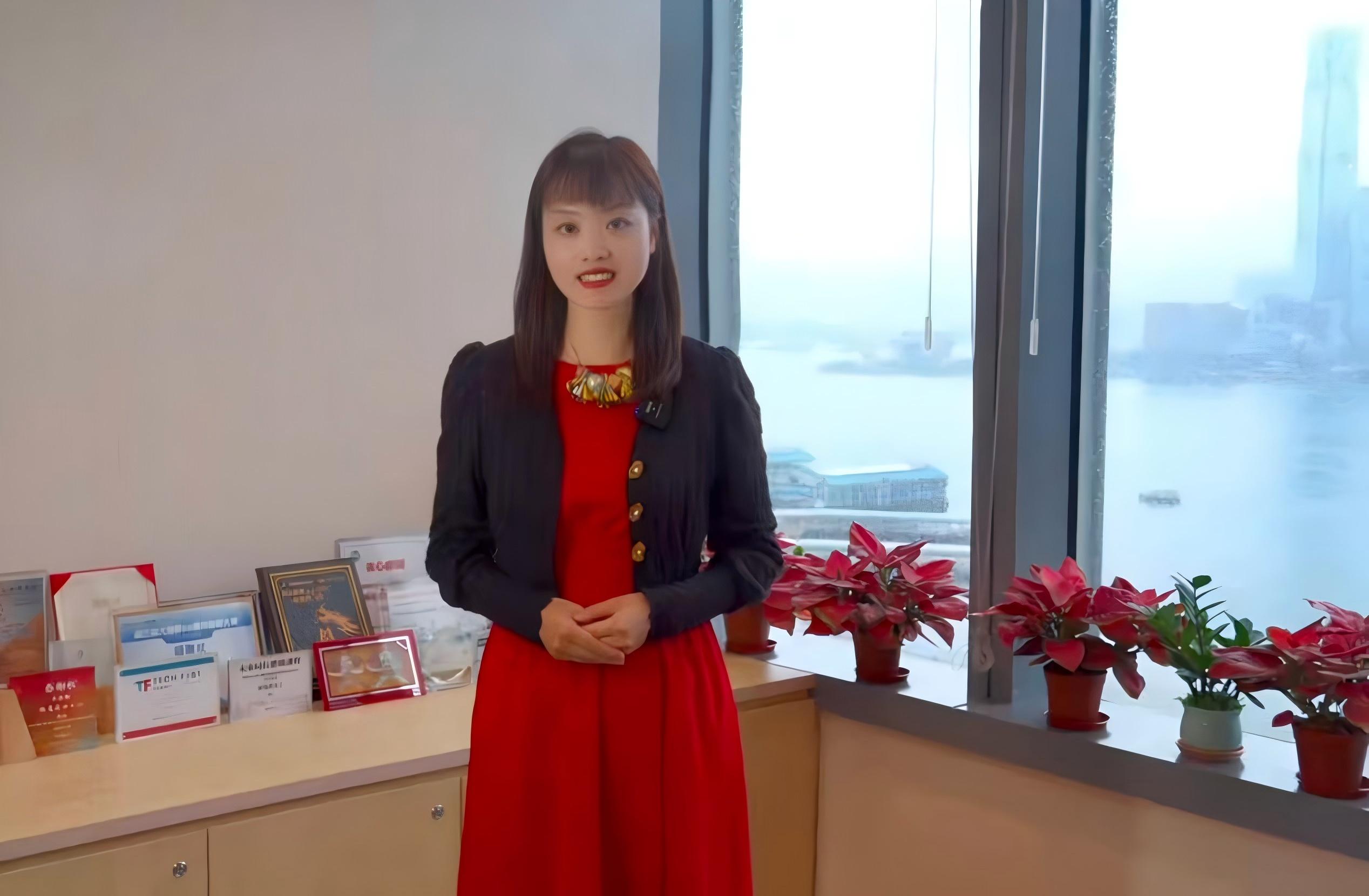 圖三:香港特區政府創新科技及工業局張曼莉副局長亦透過視頻發表致辭.jpg