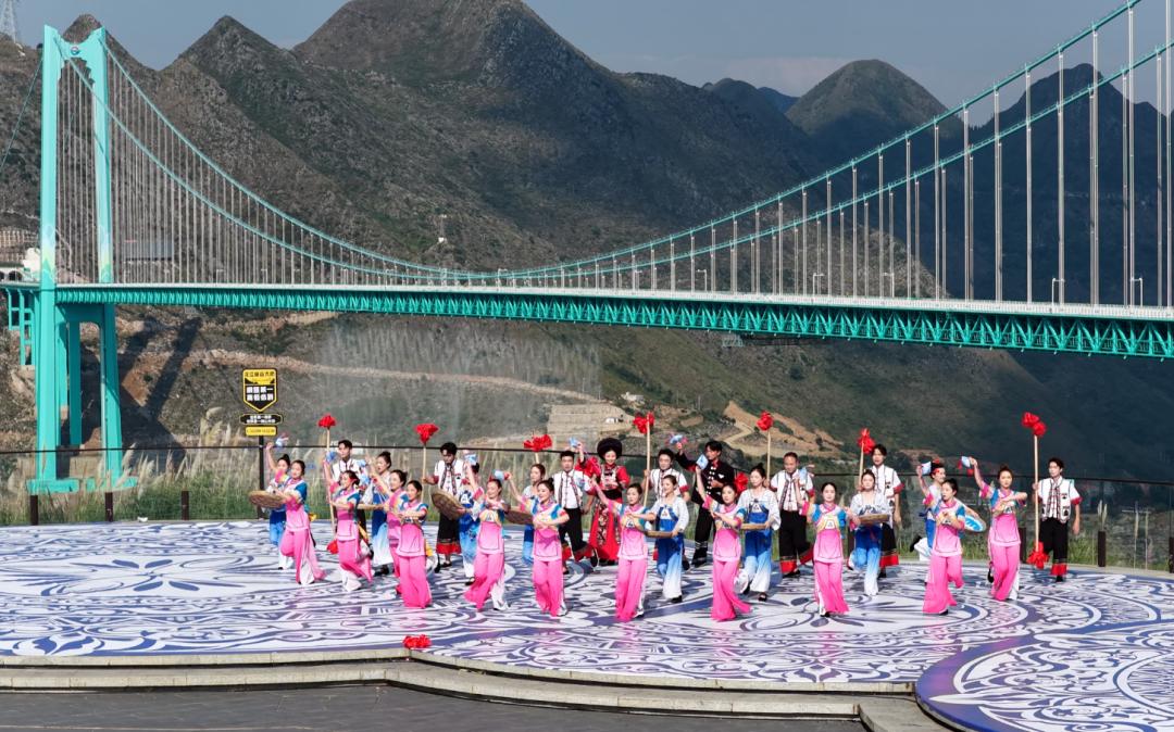 图4：活动现场.jpg