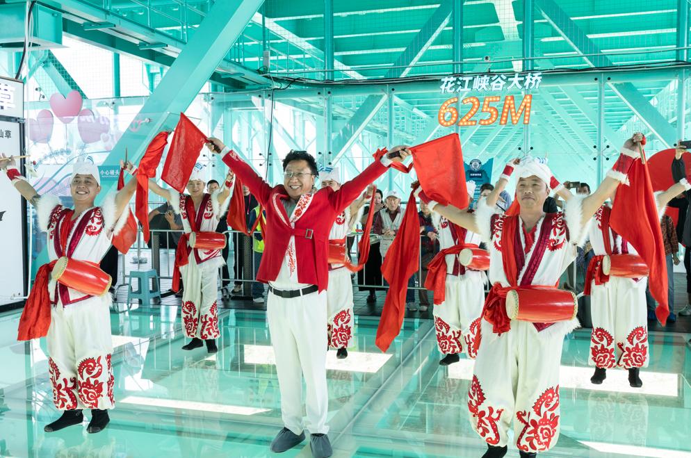 图5：活动现场.jpg