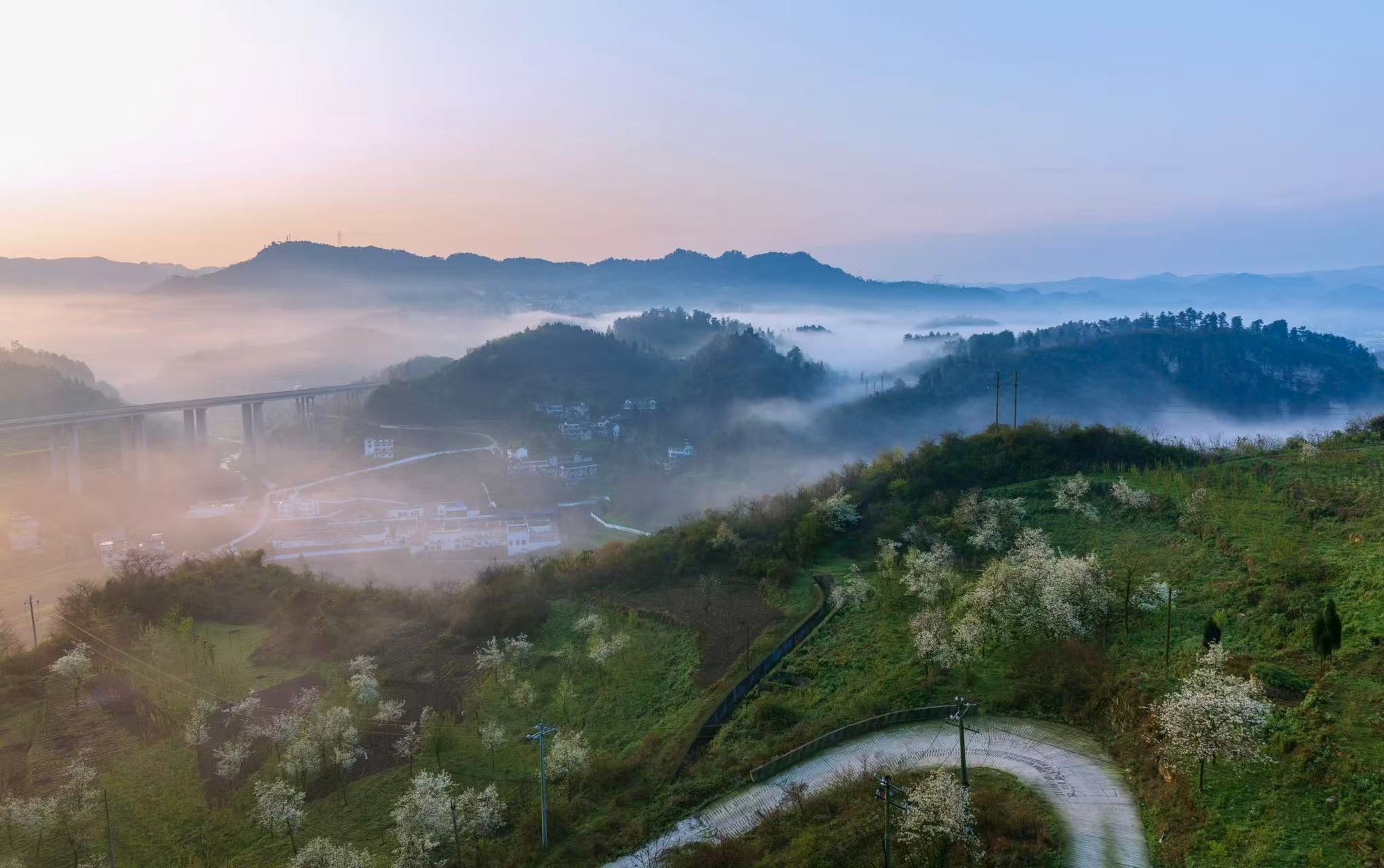 图4:南山驿站景区.jpg