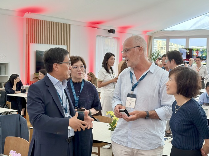 pr_1891.4.resize.jpg