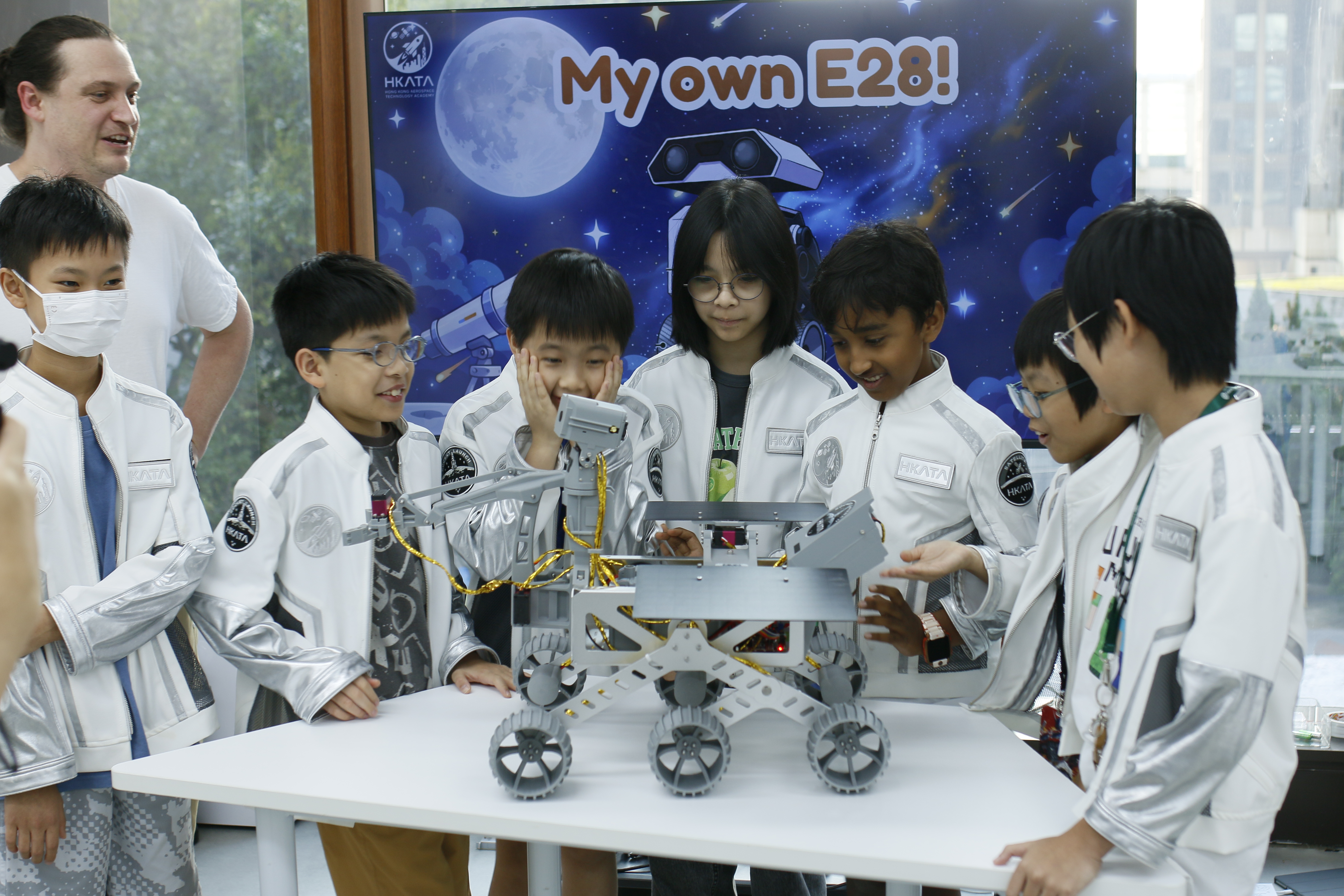 圖片四:「中小學組 - AI 航天工程挑戰賽」- 智能火星探測車 (002).JPG