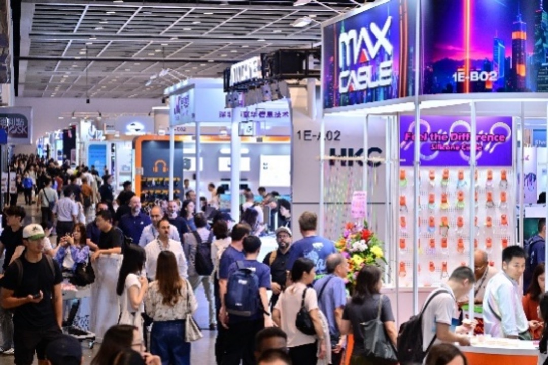 圖二:香港秋季電子產品展往屆展會現場.jpg